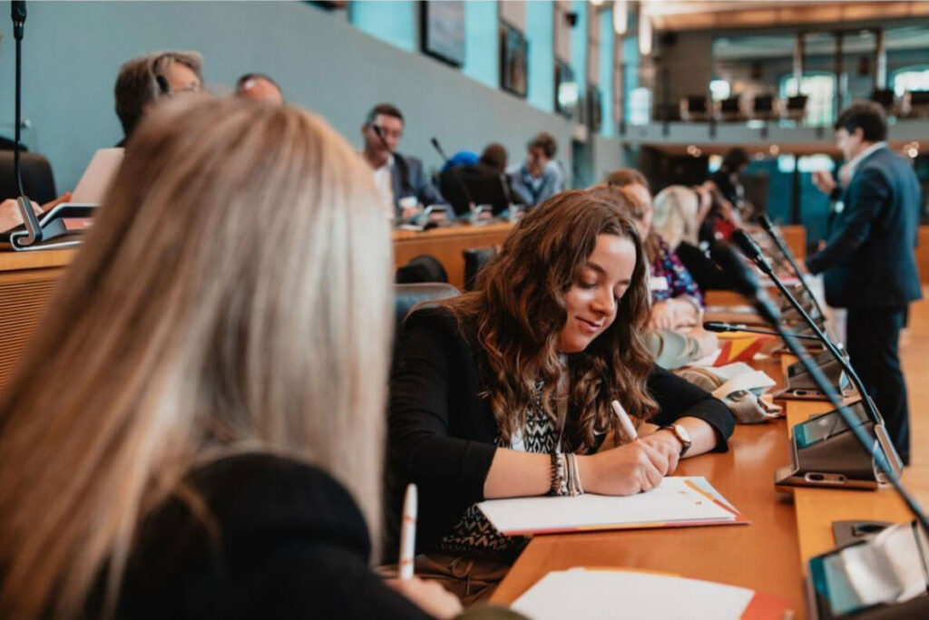 Deliberatieve Commissie: het Waals Parlement innoveert in het licht van de democratische crisis